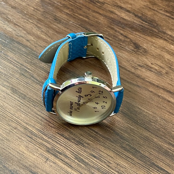 Stainless steel back watches in genuine leather - Picture 3 of 7